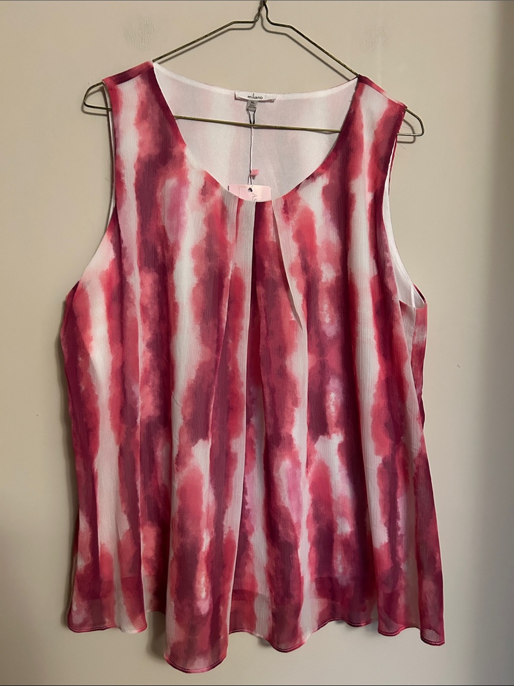 Milano pretty pink/white sleeveless polyester top lined in white size XL……NWT